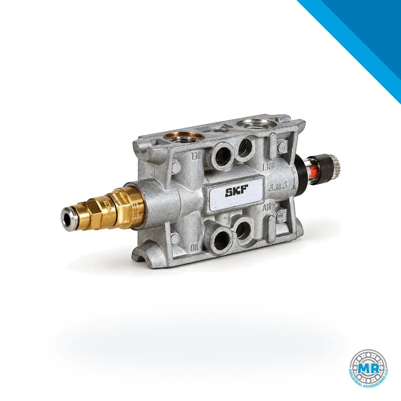 Cylindrical metal injector oiler with thread and knurled body · SKF LL/501-301-024